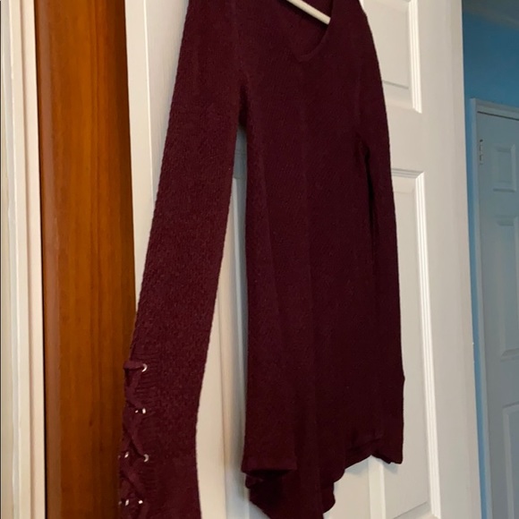 Simple Vera VeraWang Lace Up Sweater - Picture 2 of 4